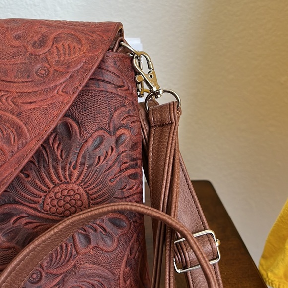 Spanish style leather bag - Picture 4 of 7